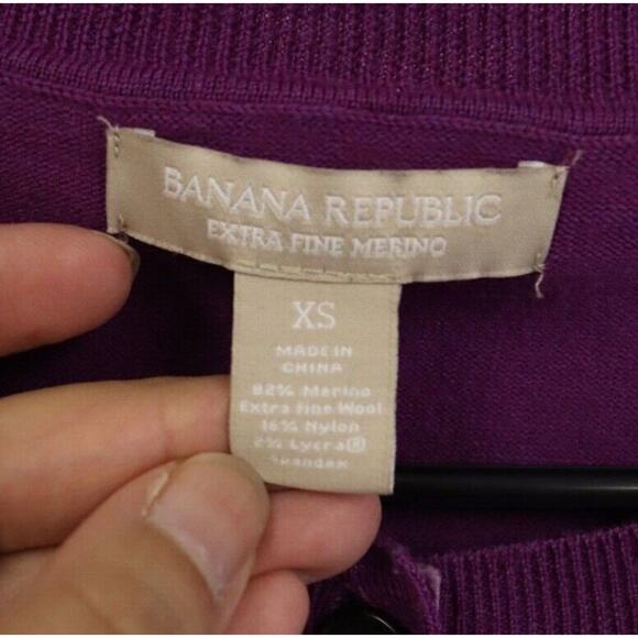 Banana Republic Extra Fine Merino Wool Botton Purple Button Up Sweater XS (25) - Picture 5 of 6